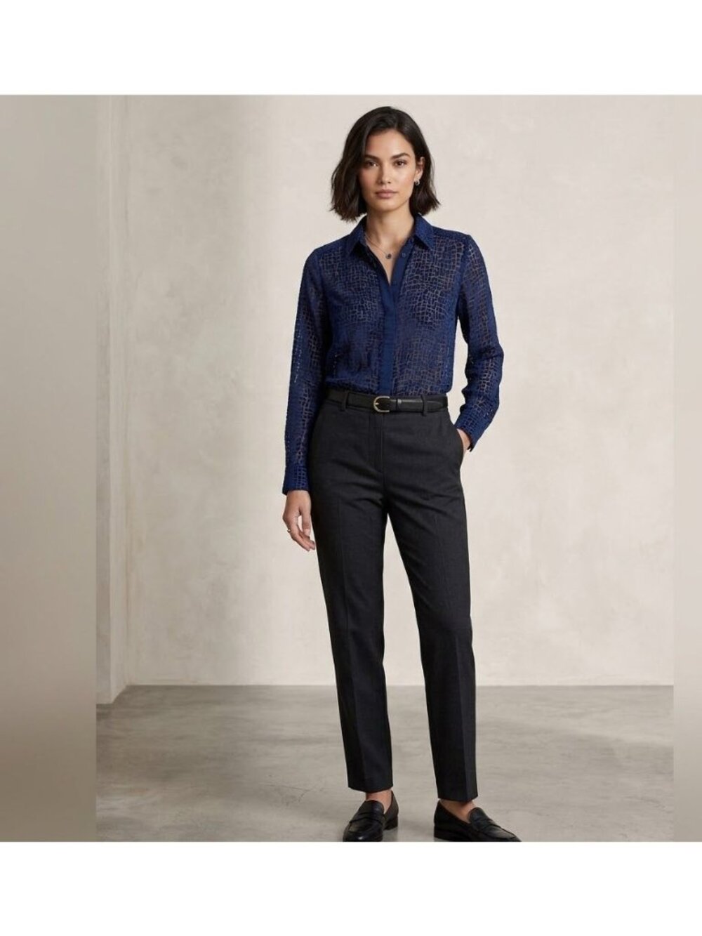 Ann Taylor Petite Navy Sheer Button-Up Blouse Size 2P 59% Rayon 41% Polyester Wo